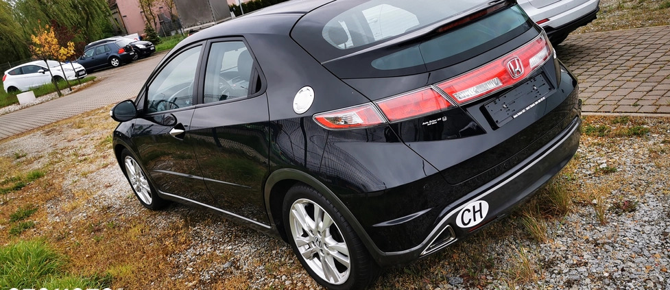 Honda Civic cena 29000 przebieg: 170000, rok produkcji 2010 z Kościan małe 172